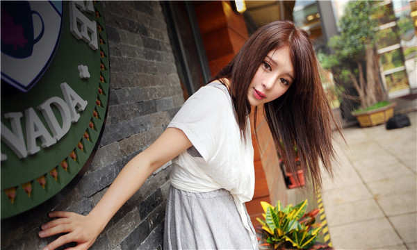 于都想找一个女性生孩子给报酬-｛找个女人生孩子多少钱｝